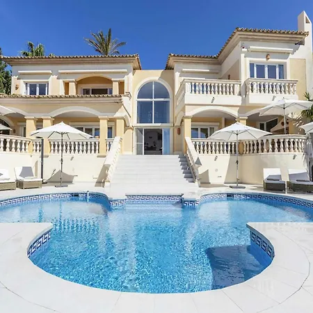 Lavish With Saltwater Pool Andratx